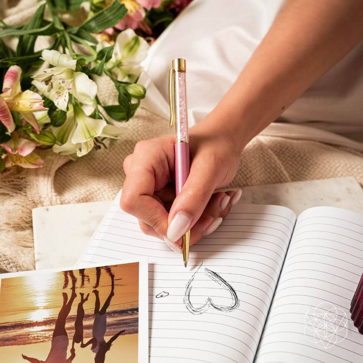 The Self-Cleansing Crystal Pen Set